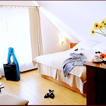 Apartamenty Pod Lwem ชวิดนิตซา ห้อง รูปภาพ